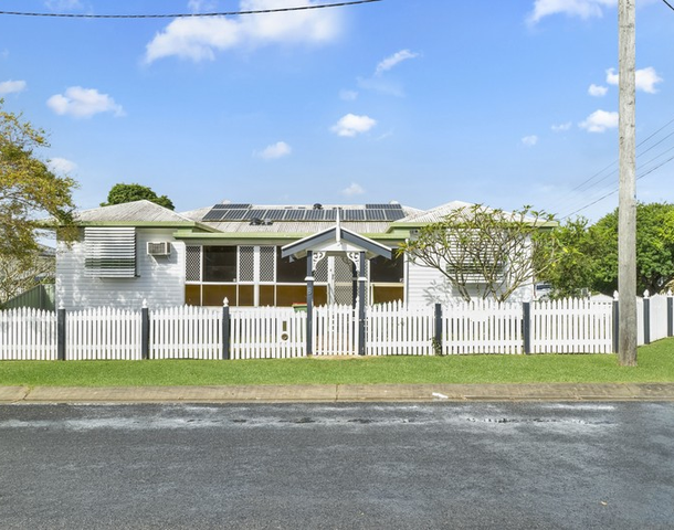 8 Blackwood Street, Harristown QLD 4350