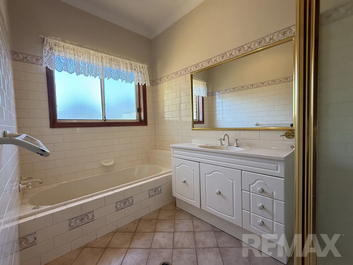 Additional image 22 of 6 Minya Place, Glenfield Park NSW 2650