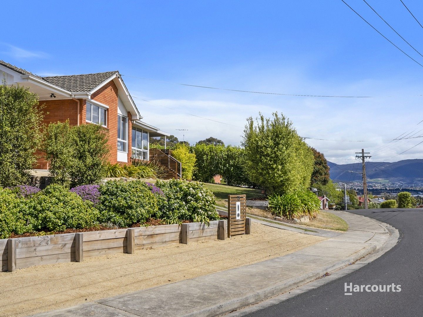 13 St Helens Street, Lindisfarne TAS 7015, Image 1