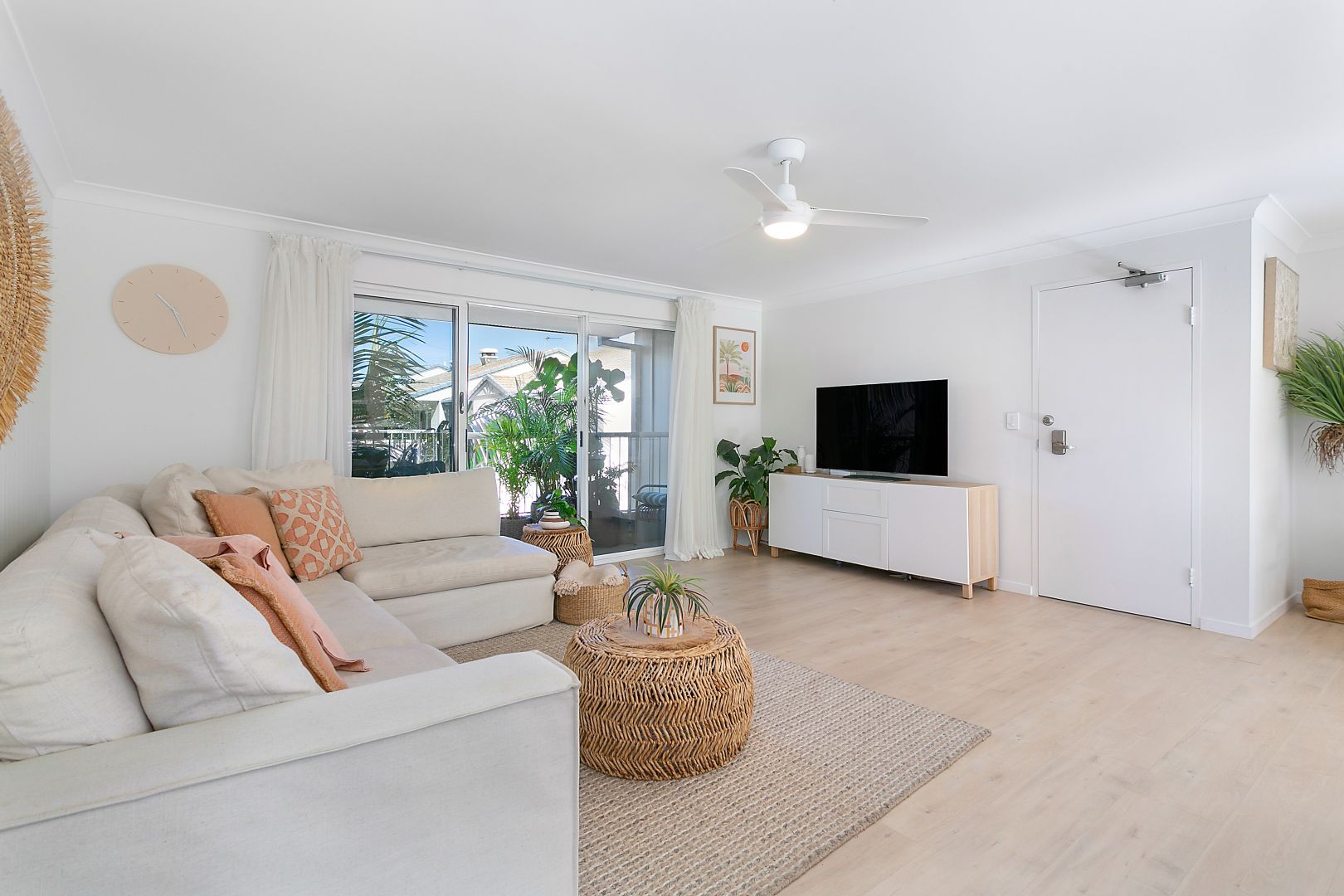 27/29 Burleigh Street, Burleigh Heads QLD 4220, Image 2