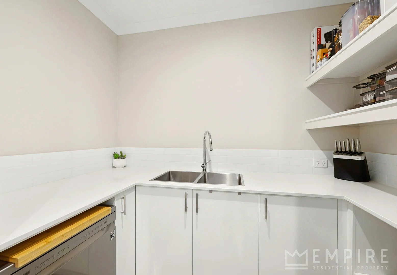 Additional image 15 of 5 De Ceglie Street, Coogee WA 6166