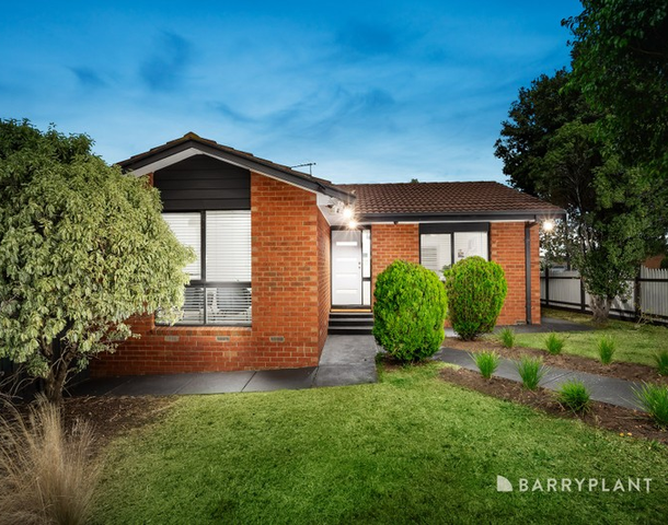 11 Pickworth Drive, Mill Park VIC 3082