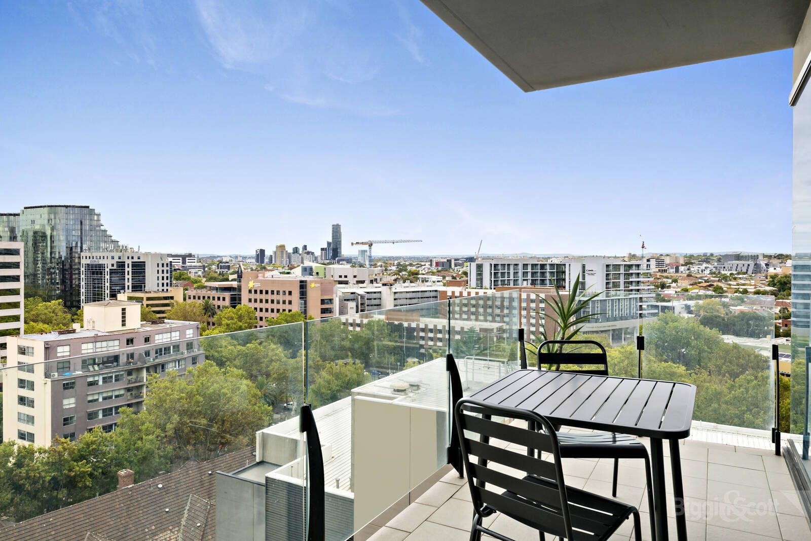 1209/83 Queens Road, Melbourne VIC 3004, Image 2