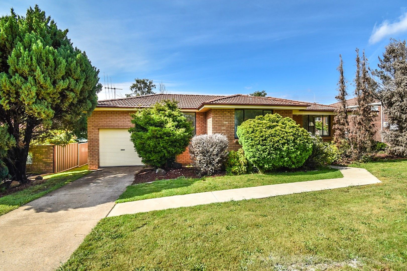 3 bedrooms House in 8 Settlers Close ORANGE NSW, 2800