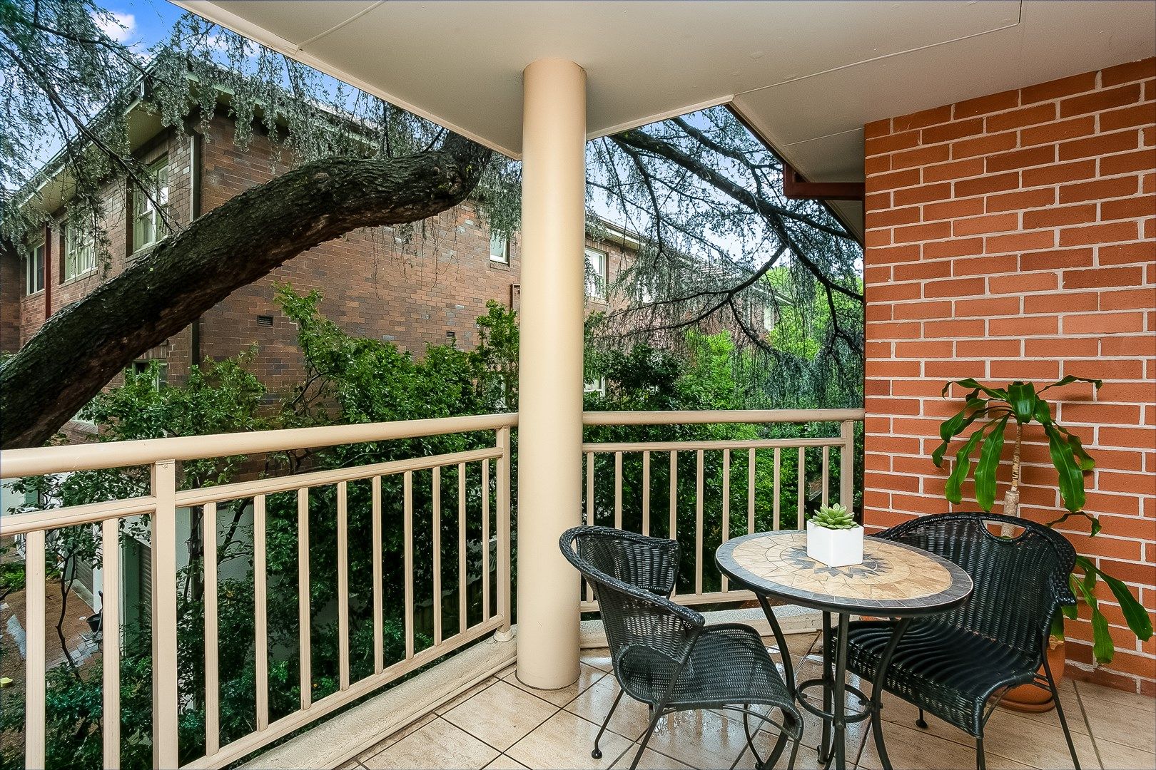 27/2-14 Pacific Highway, Roseville NSW 2069, Image 0