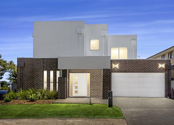 17 Pribislaw Crescent, Epping VIC 3076