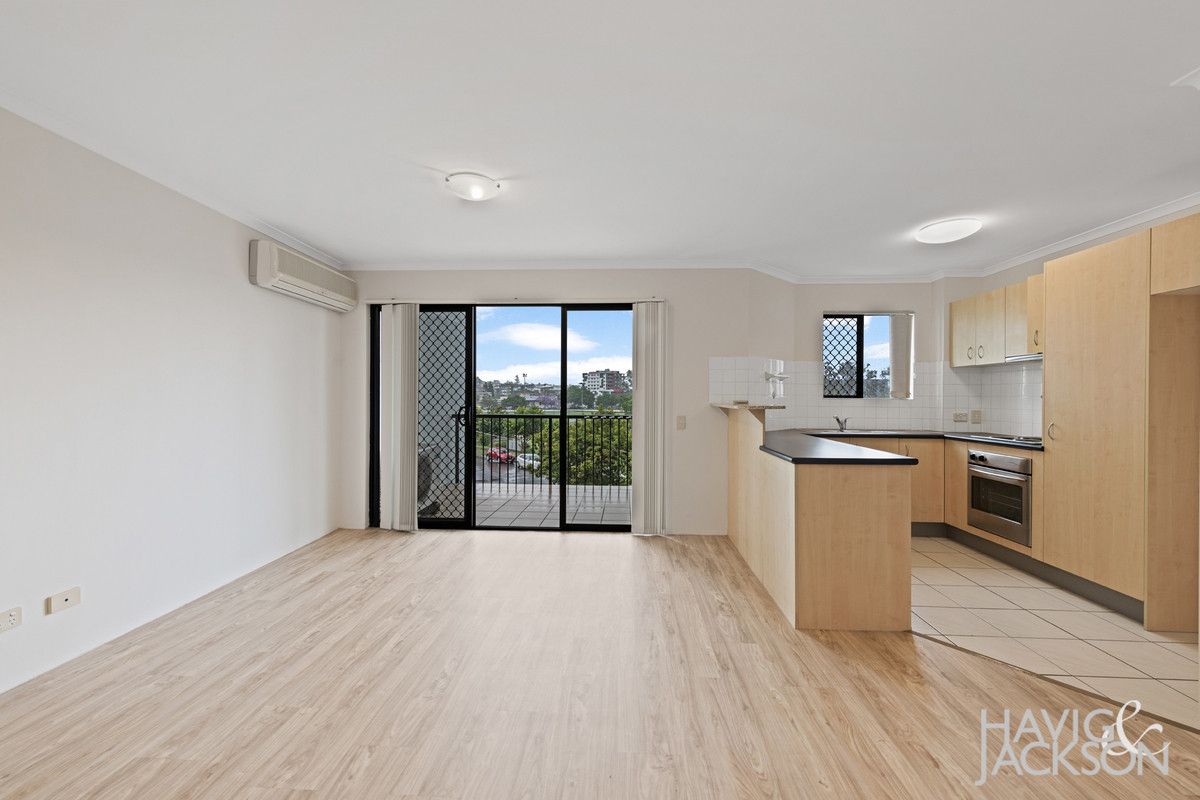 3 bedrooms Apartment / Unit / Flat in 19/23-27 Dwyer Street NUNDAH QLD, 4012