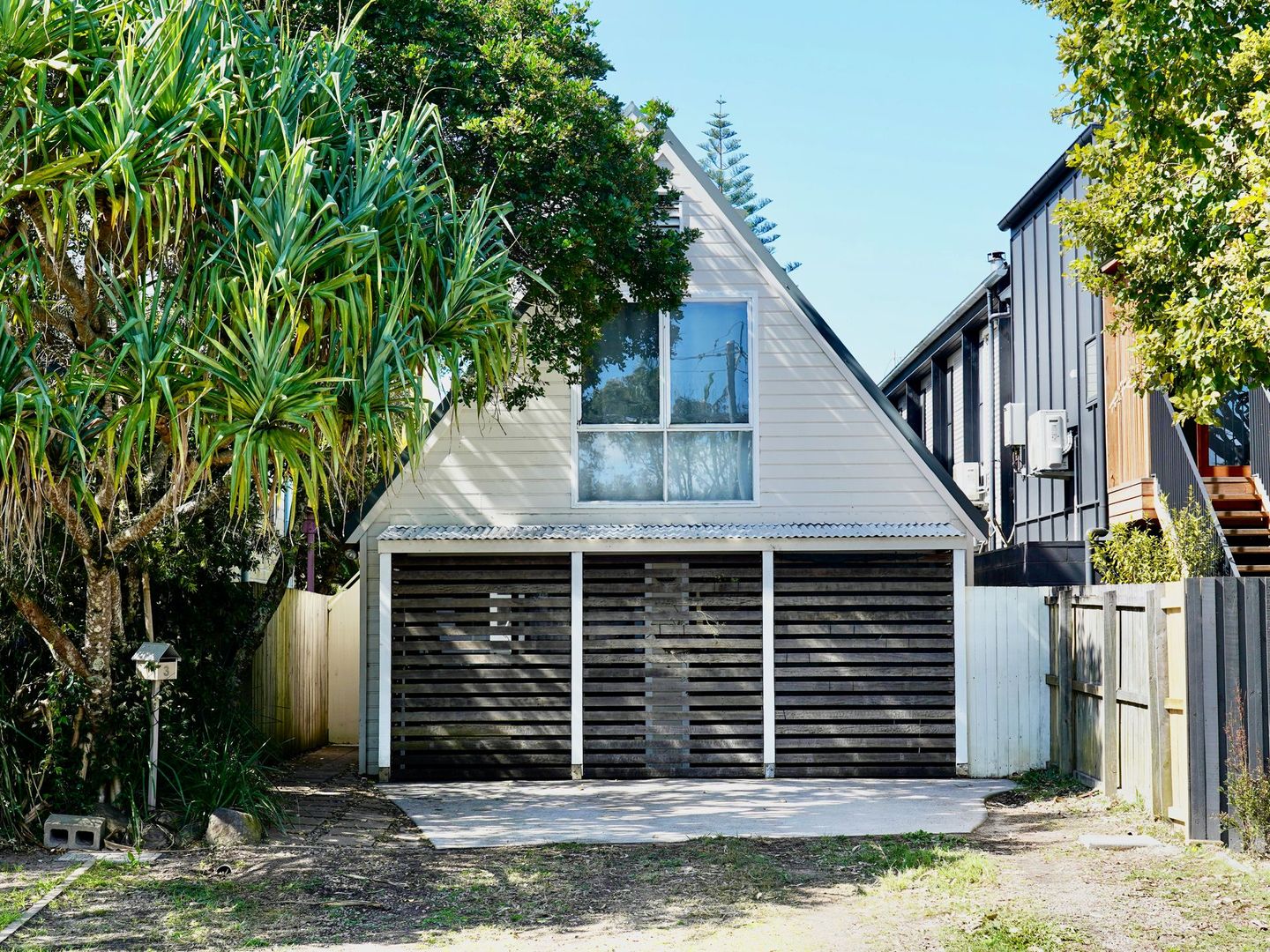 3 BEACH AVENUE, South Golden Beach NSW 2483 Domain
