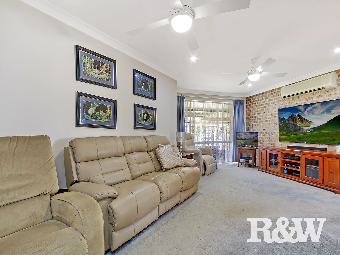 8 Gersham Grove, Oakhurst NSW 2761, Image 1