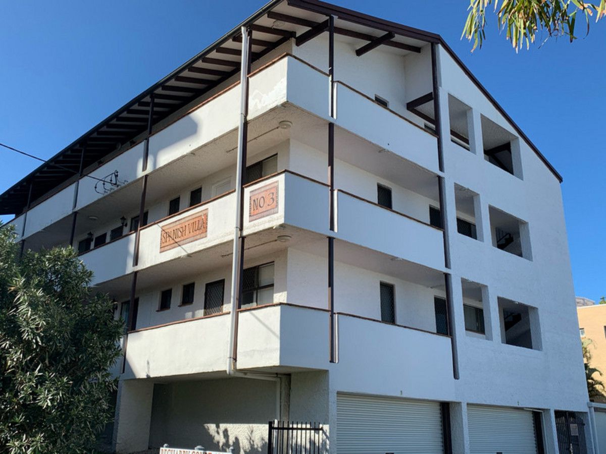 2 bedrooms Apartment / Unit / Flat in 4/3 Sykes Avenue KINGS BEACH QLD, 4551