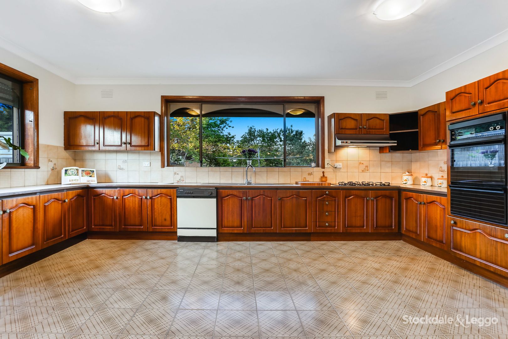 72 Everard Street, Glenroy VIC 3046, Image 2