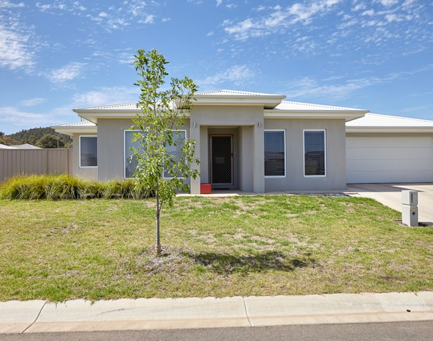 34 Mullagh Crescent, Boorooma NSW 2650