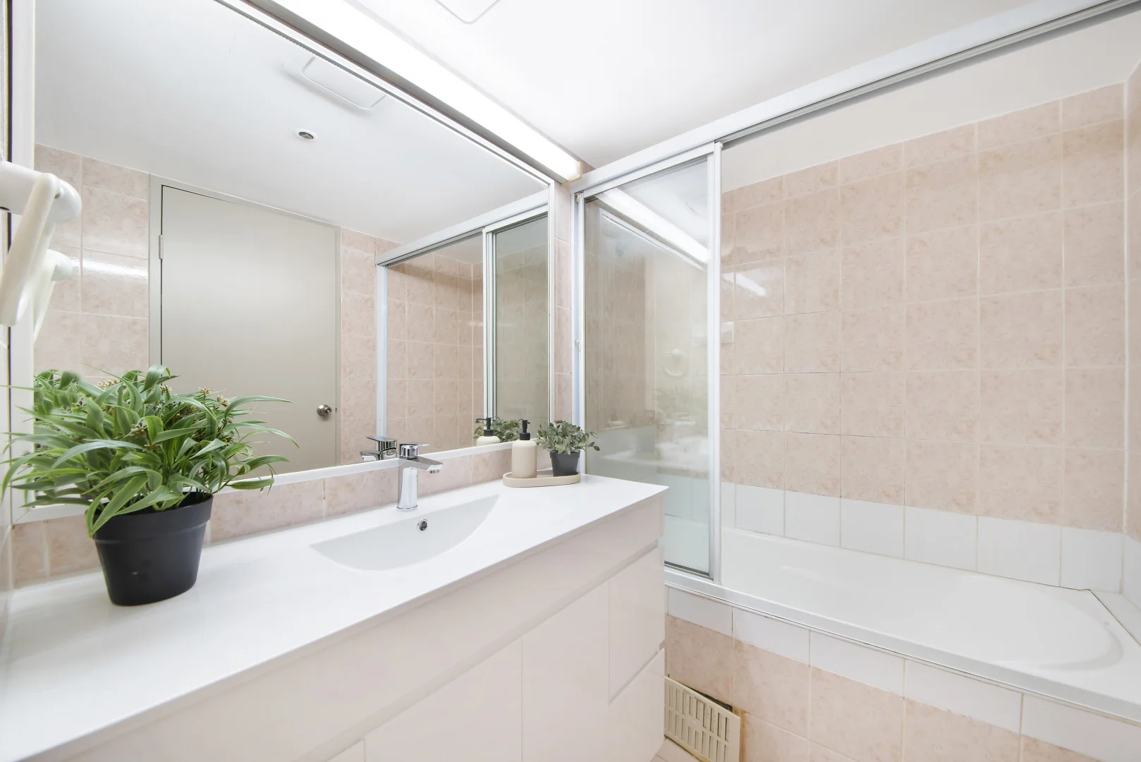 Additional image 10 of 102/361 Sussex Street, Sydney NSW 2000