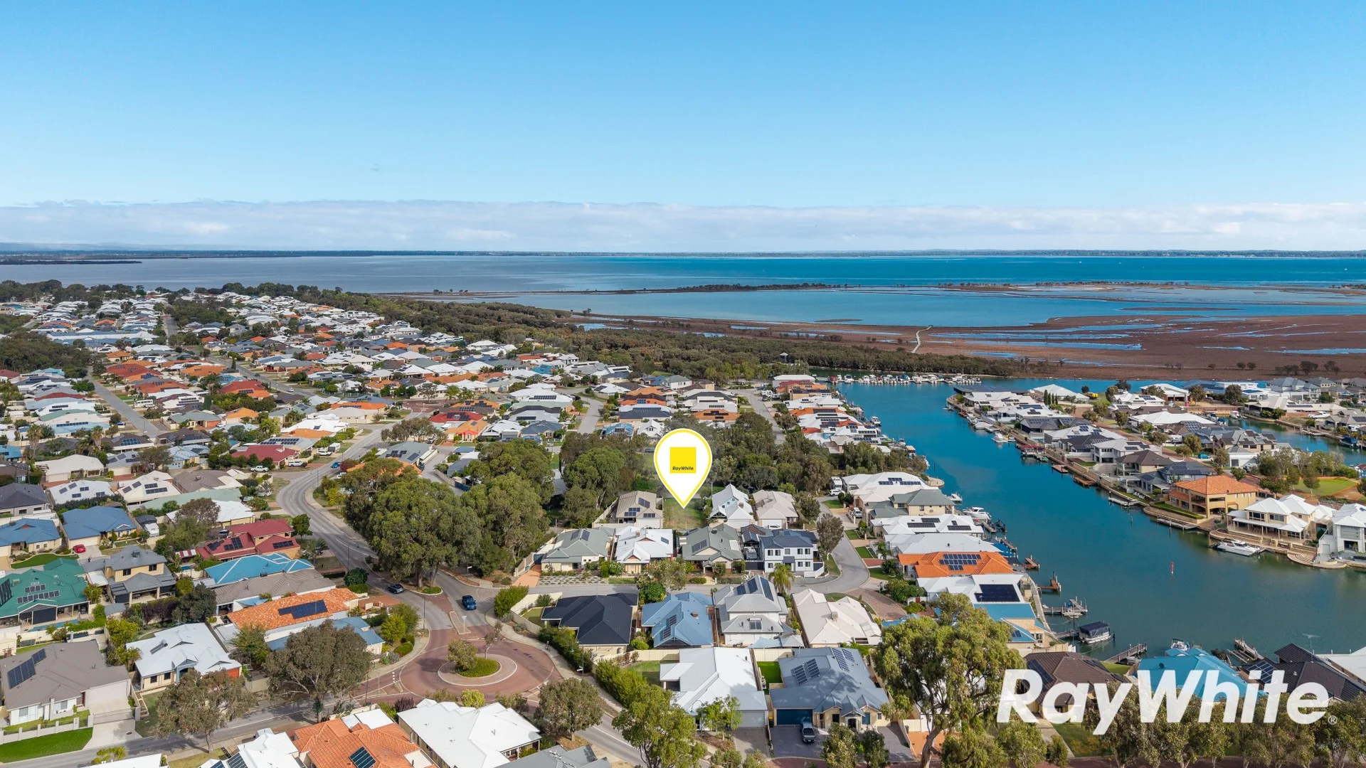 13 Tasman Loop, Dudley Park WA 6210