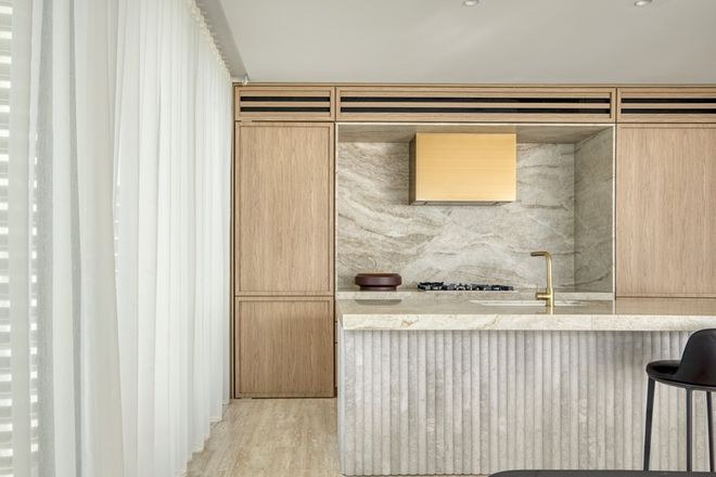 401/3513 Main Beach Parade Main Beach 4217 - Image 5