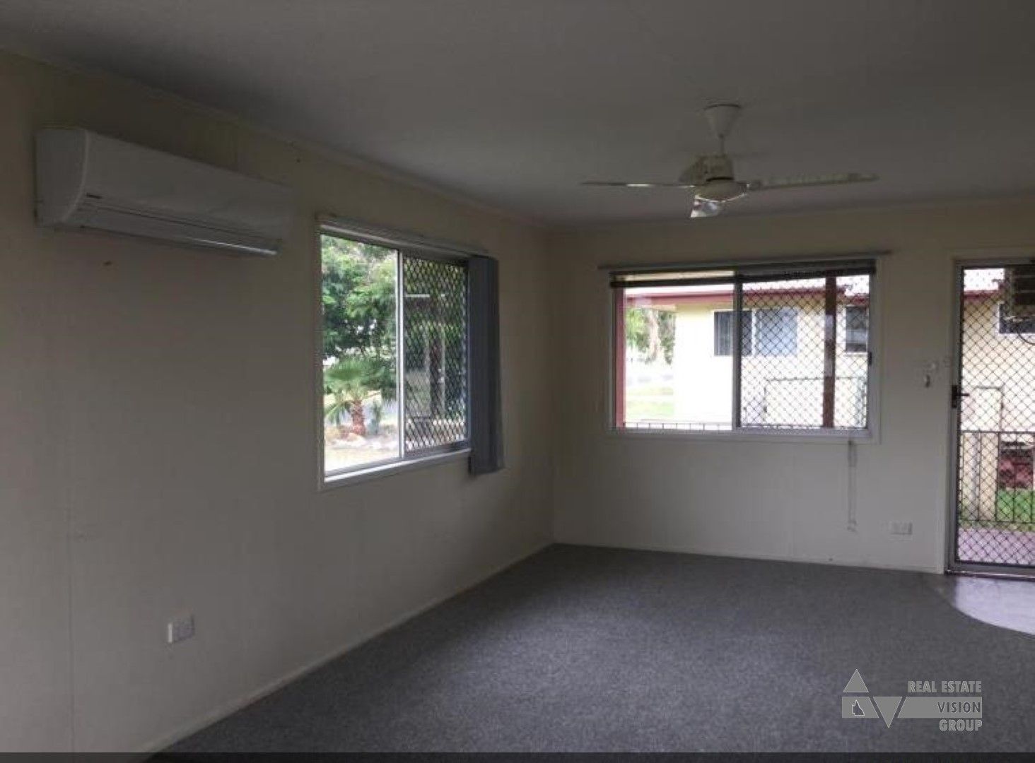 33 Myall St, Blackwater QLD 4717, Image 2