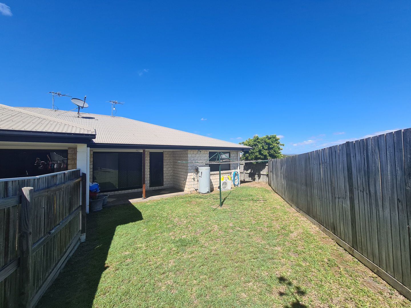 1/11 SUN COURT, Calliope QLD 4680, Image 1