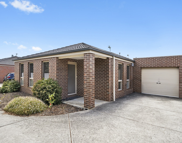 2/250 Albert Street, Sebastopol VIC 3356