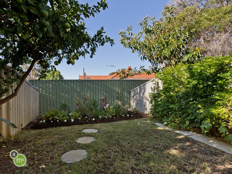 2/9 Park Road, Nedlands WA 6009, Image 2