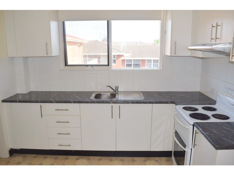 2 bedrooms Apartment / Unit / Flat in 4/154 Croydon Avenue CROYDON PARK NSW, 2133