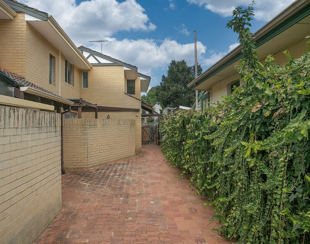 2/20 Monash Avenue, Nedlands WA 6009