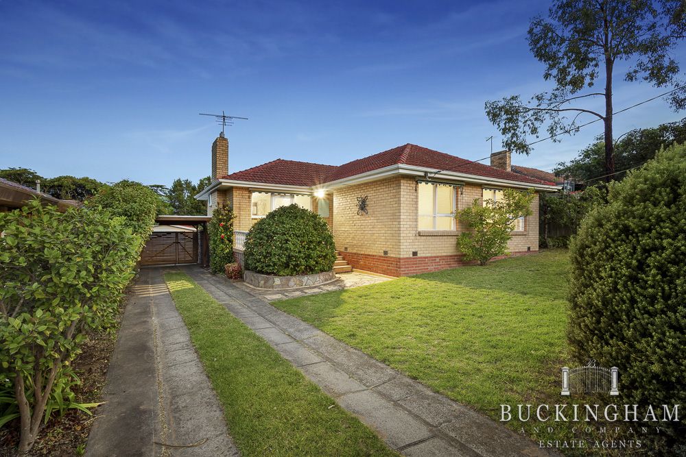 8 Clara Street, Macleod VIC 3085