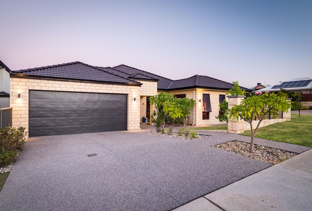 8 Donath Views, Landsdale WA 6065