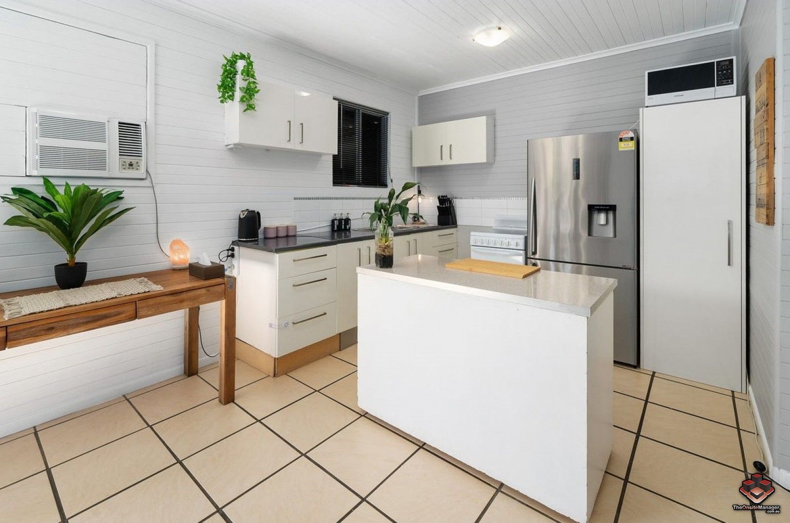 2 bedrooms House in 33A Johnstone Road STAPYLTON QLD, 4207
