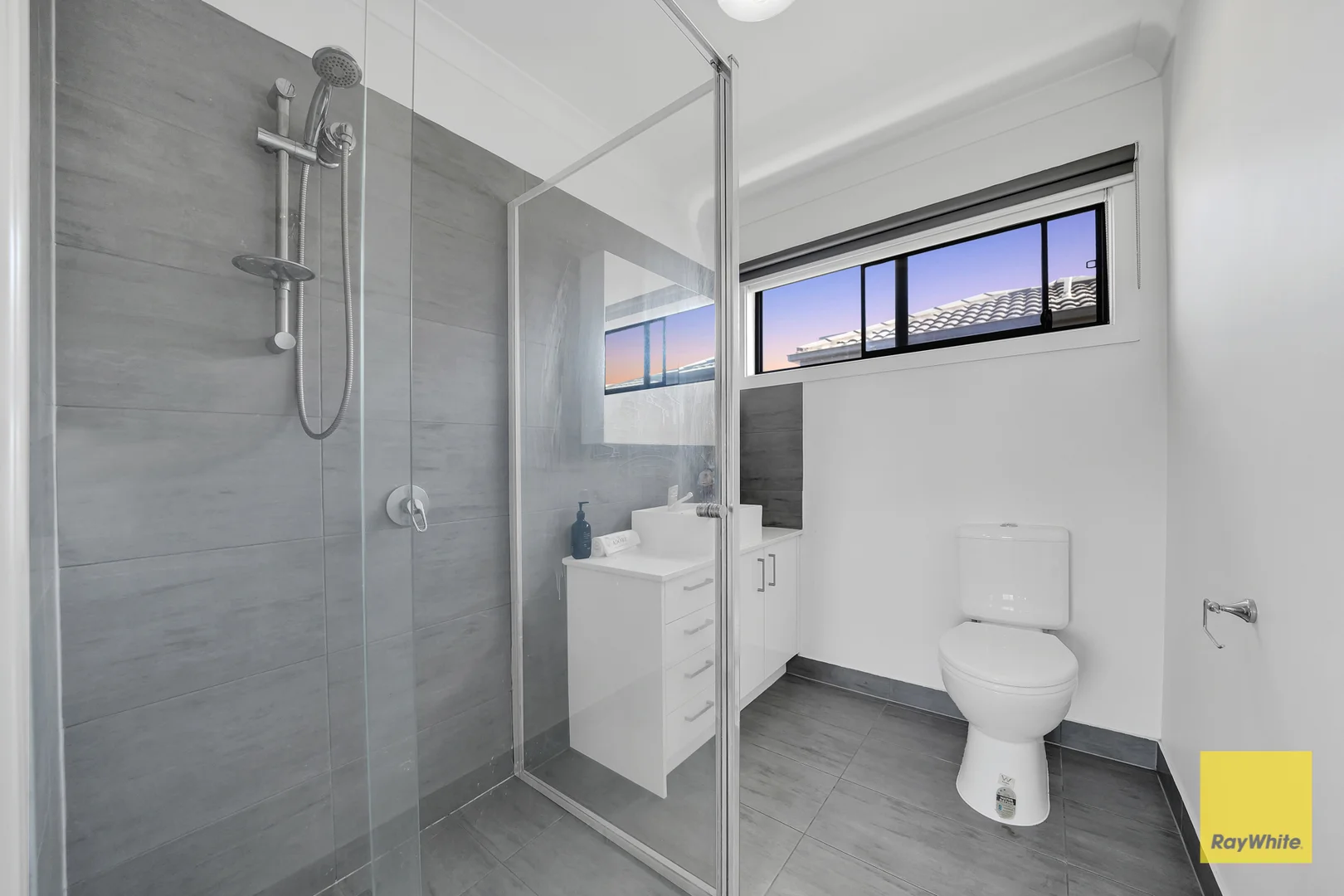 Additional image 13 of 1/51 Ivanhoe Avenue, St Albans VIC 3021