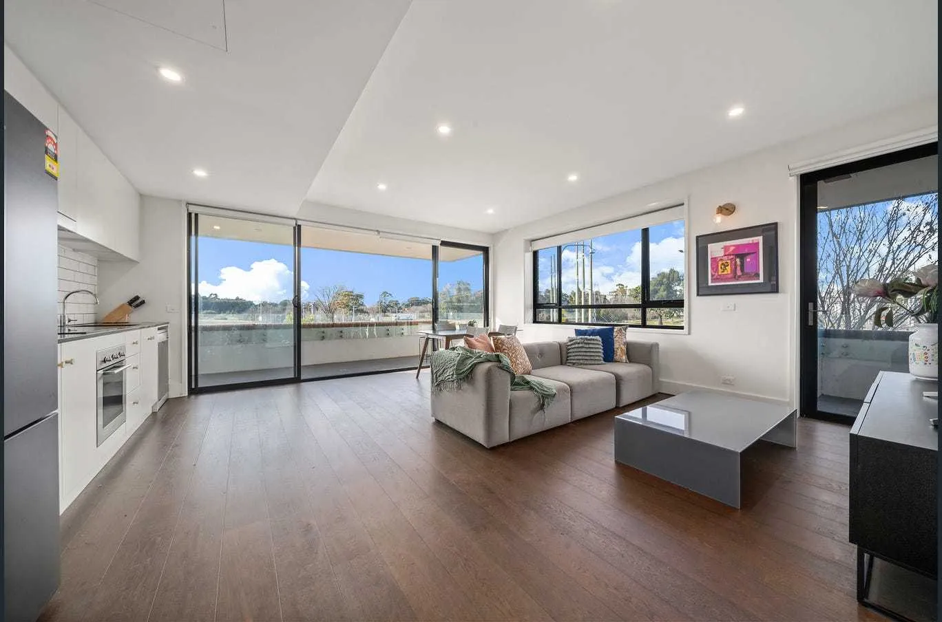 Fully Furnished Sophisticated Apartment Living in the Heart of Canberra, Kingston
