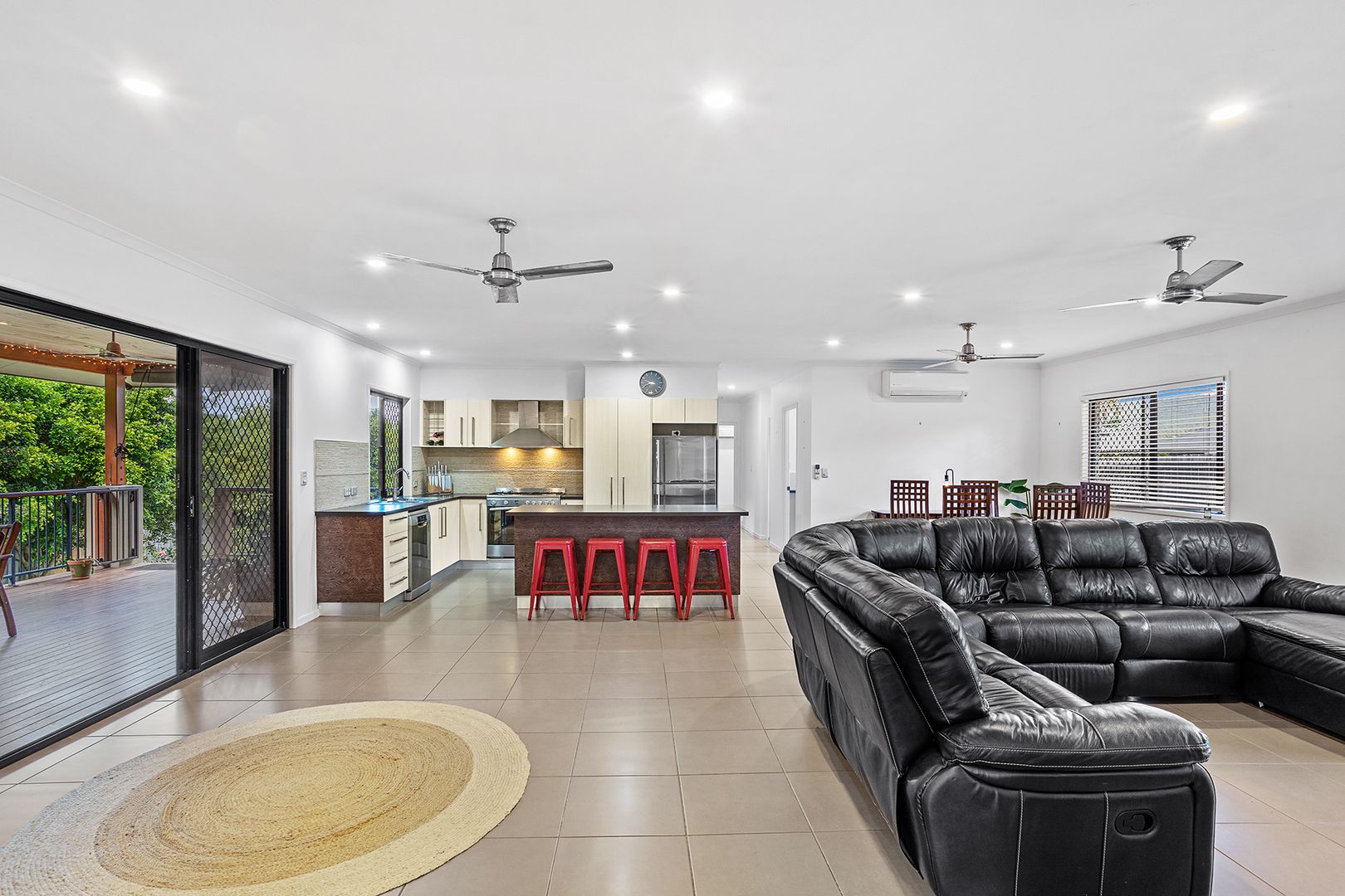 3 Jonquill Court, Cannonvale QLD 4802 House For Rent 950 Domain