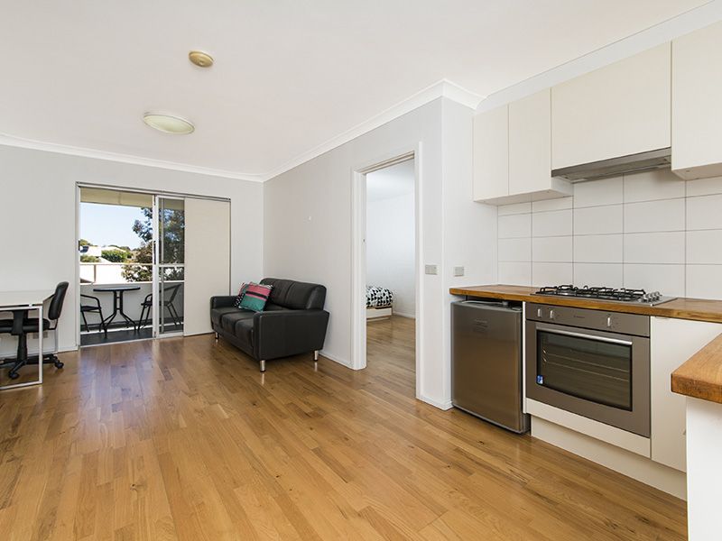 1 bedrooms Apartment / Unit / Flat in 17/161 Holland Street FREMANTLE WA, 6160