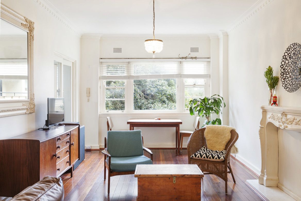 2 bedrooms Apartment / Unit / Flat in 1/21 Drumalbyn Road BELLEVUE HILL NSW, 2023