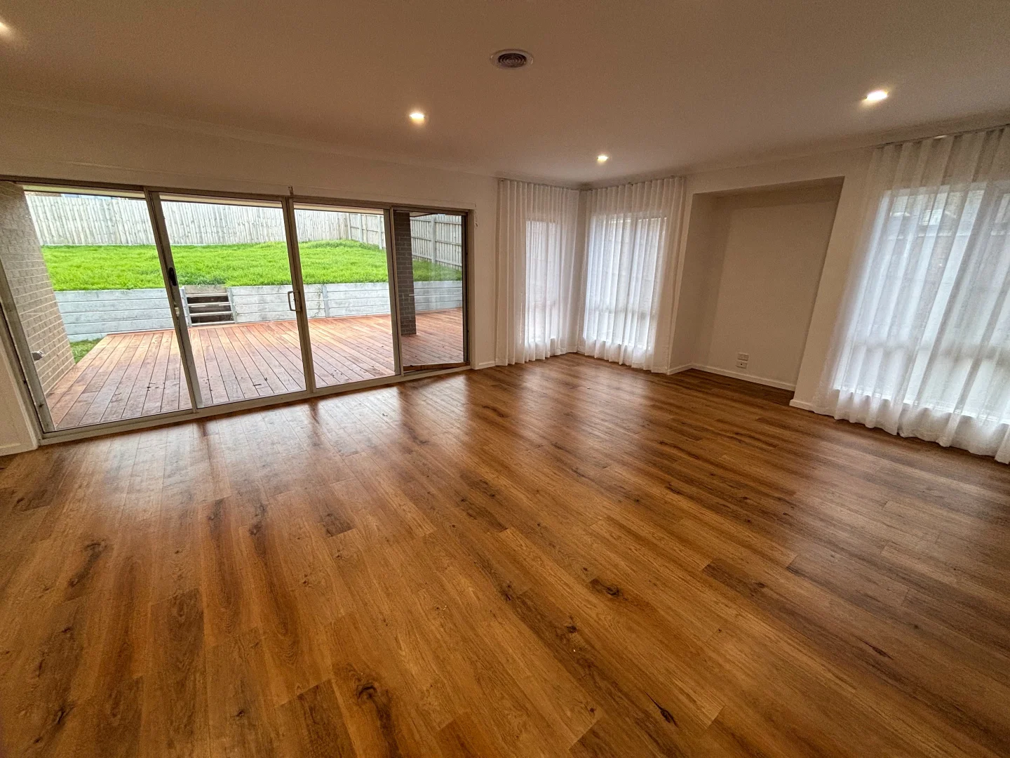 Additional image 10 of 5 Lady Harriet Drive, Lakes Entrance VIC 3909