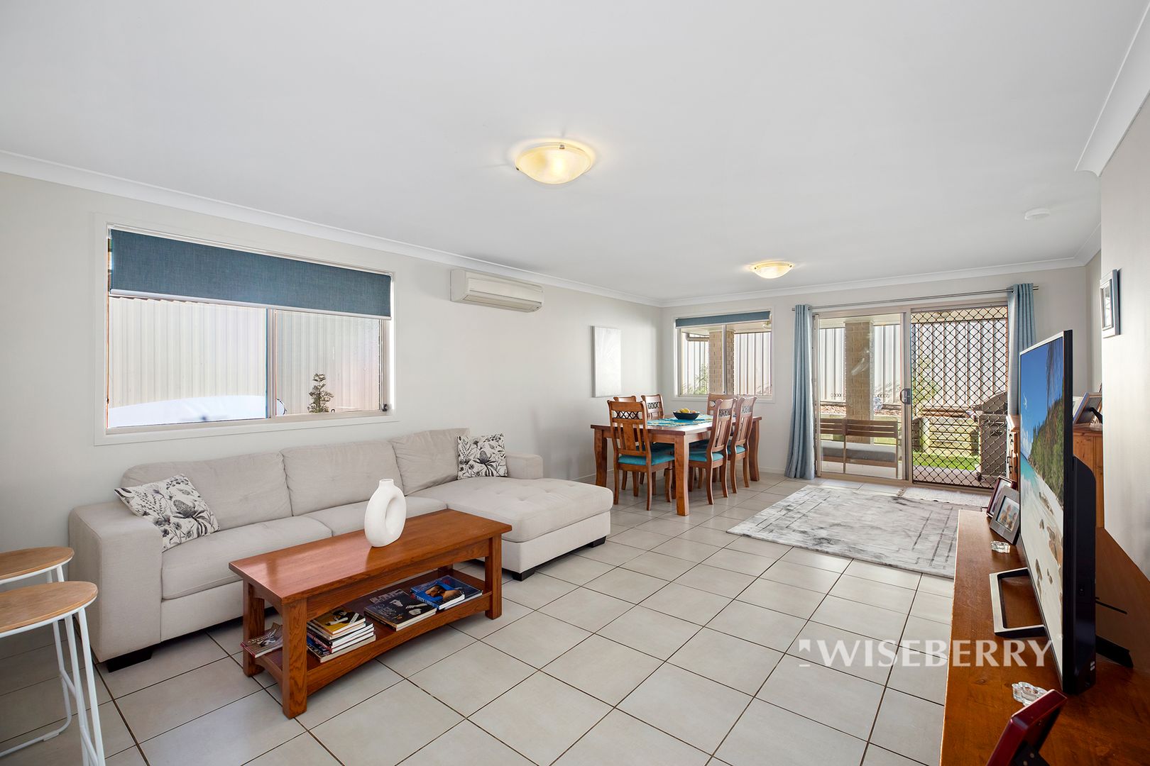 21 Foxtail Crescent, Woongarrah NSW 2259, Image 2