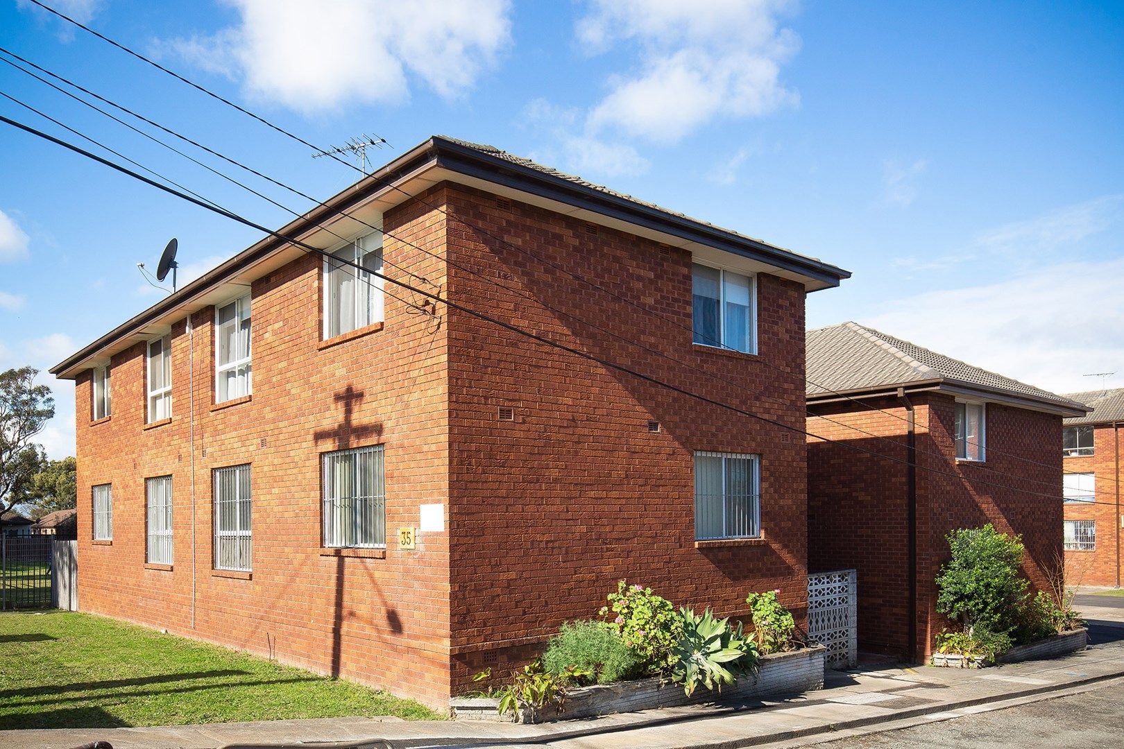 2 bedrooms Apartment / Unit / Flat in 8/35 Garden  Street BELMORE NSW, 2192