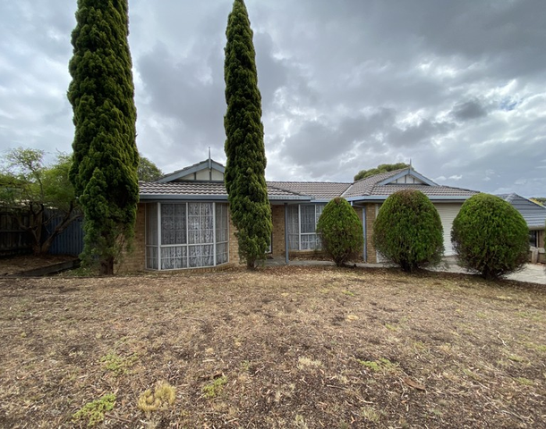 16 Phillip Drive, Sunbury VIC 3429