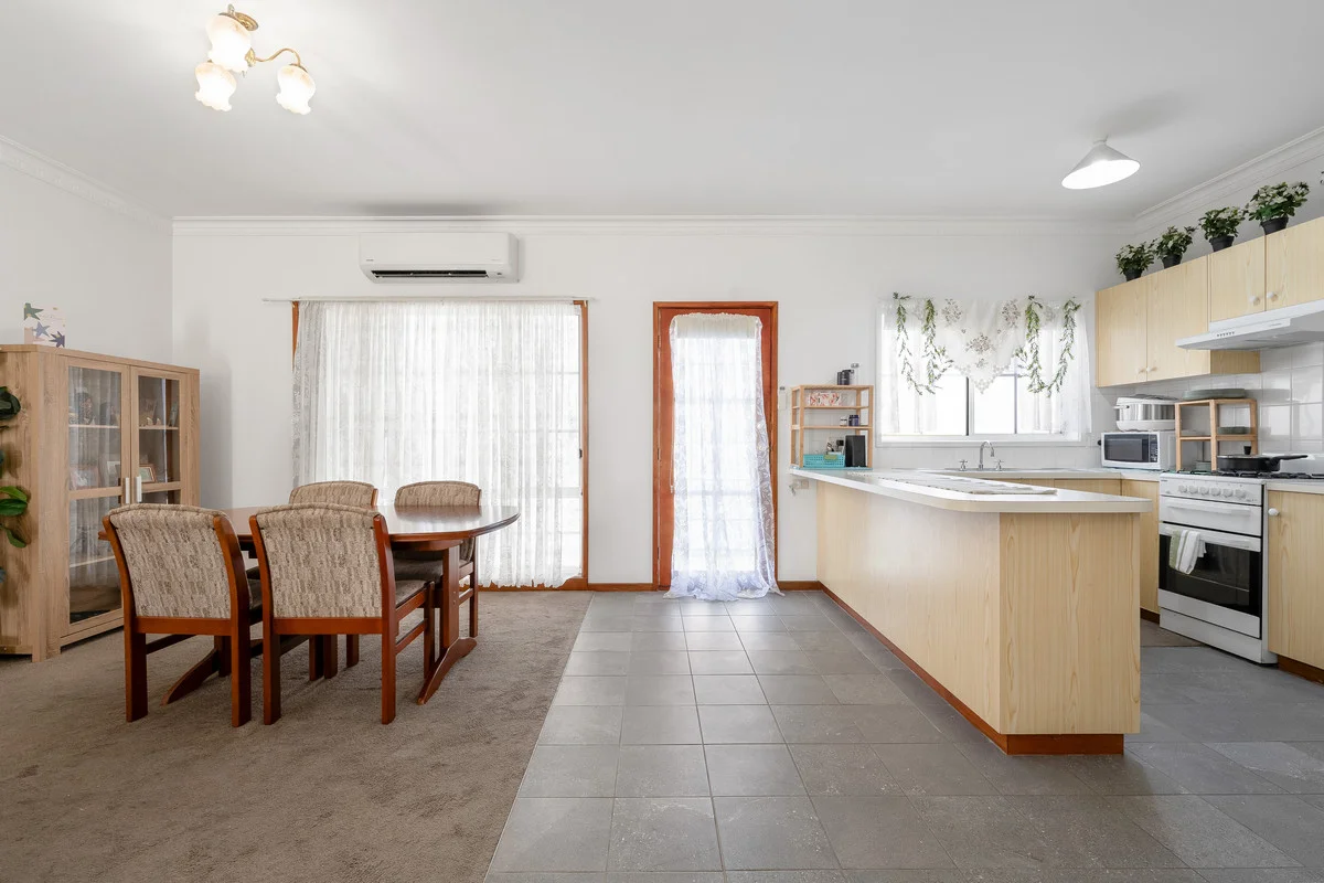 Additional image 10 of 2/406 McLennan Street, West Albury NSW 2640