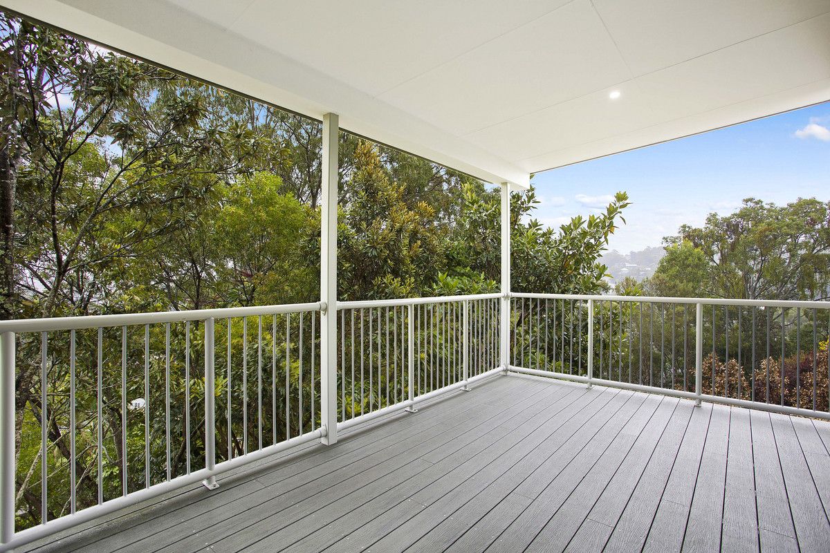 2 bedrooms Duplex in 18/4 Fleay Court BURLEIGH HEADS QLD, 4220