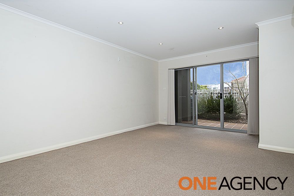 21/10 Coolac Place, Braddon ACT 2612, Image 1