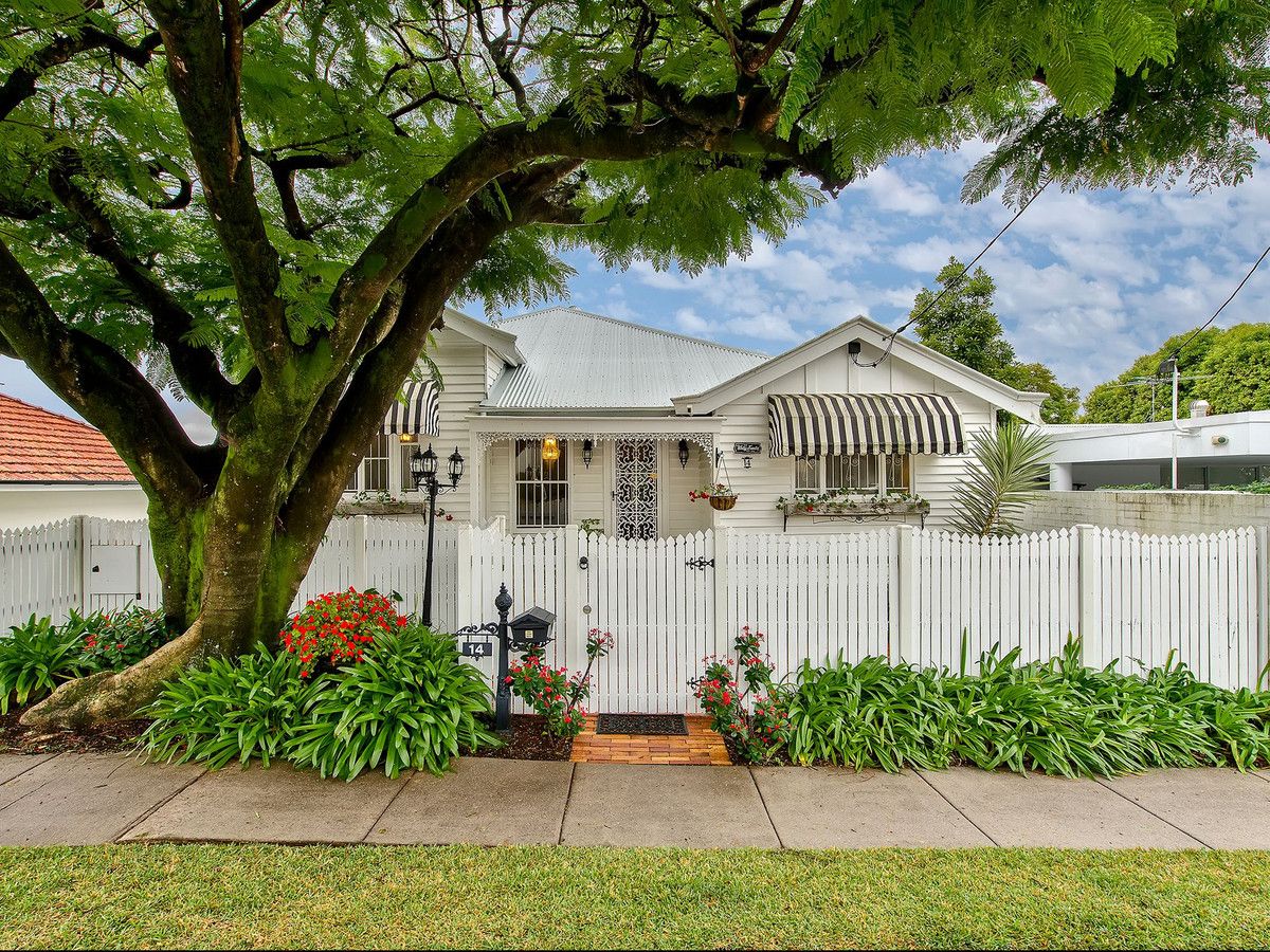 5 bedrooms House in 14 Towers Street ASCOT QLD, 4007