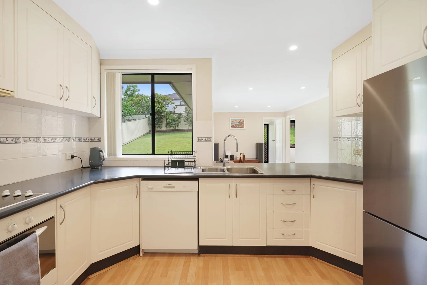 Additional image 8 of 10 Roy Ave, Bolton Point NSW 2283