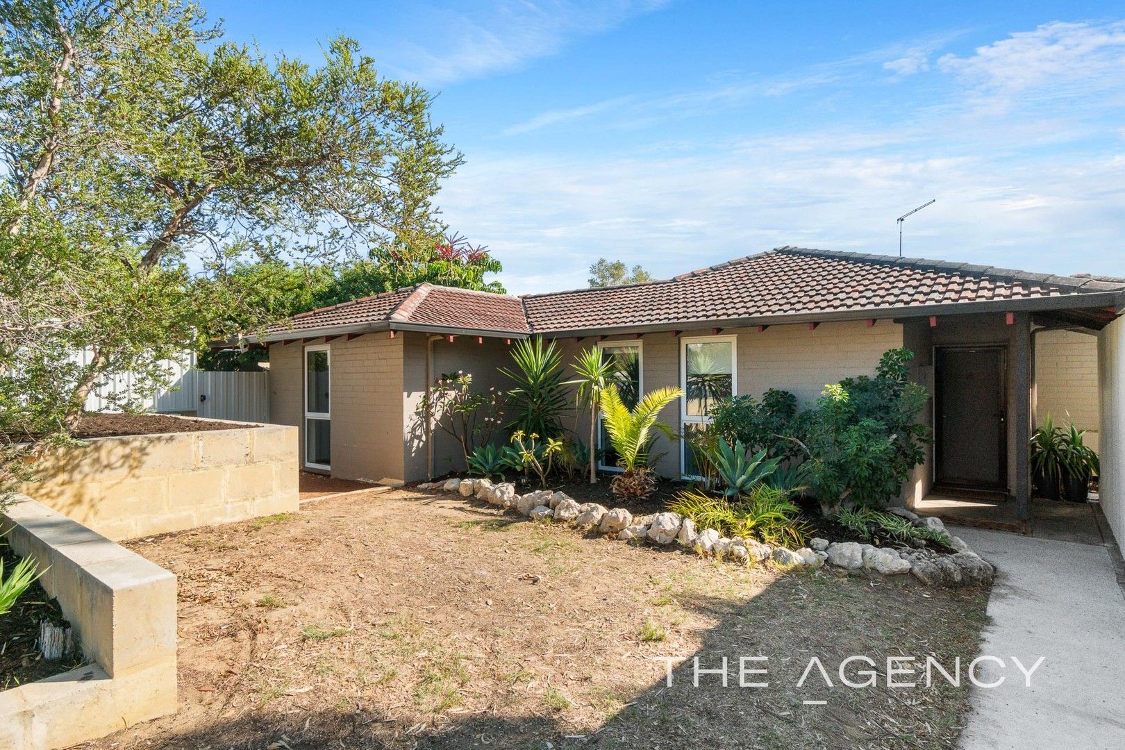 4 bedrooms House in 5 Barradine Way CRAIGIE WA, 6025