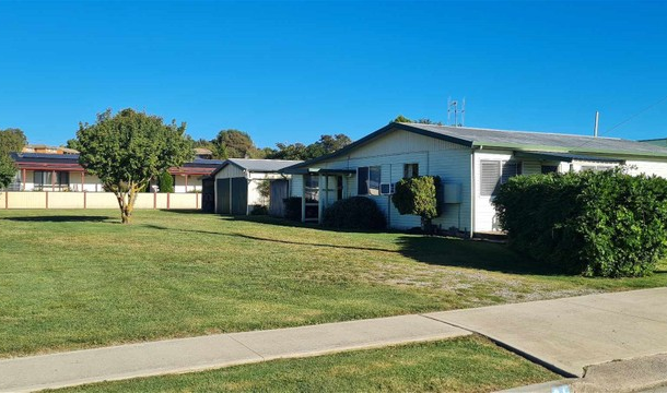 21 Tucker Street, Blayney NSW 2799