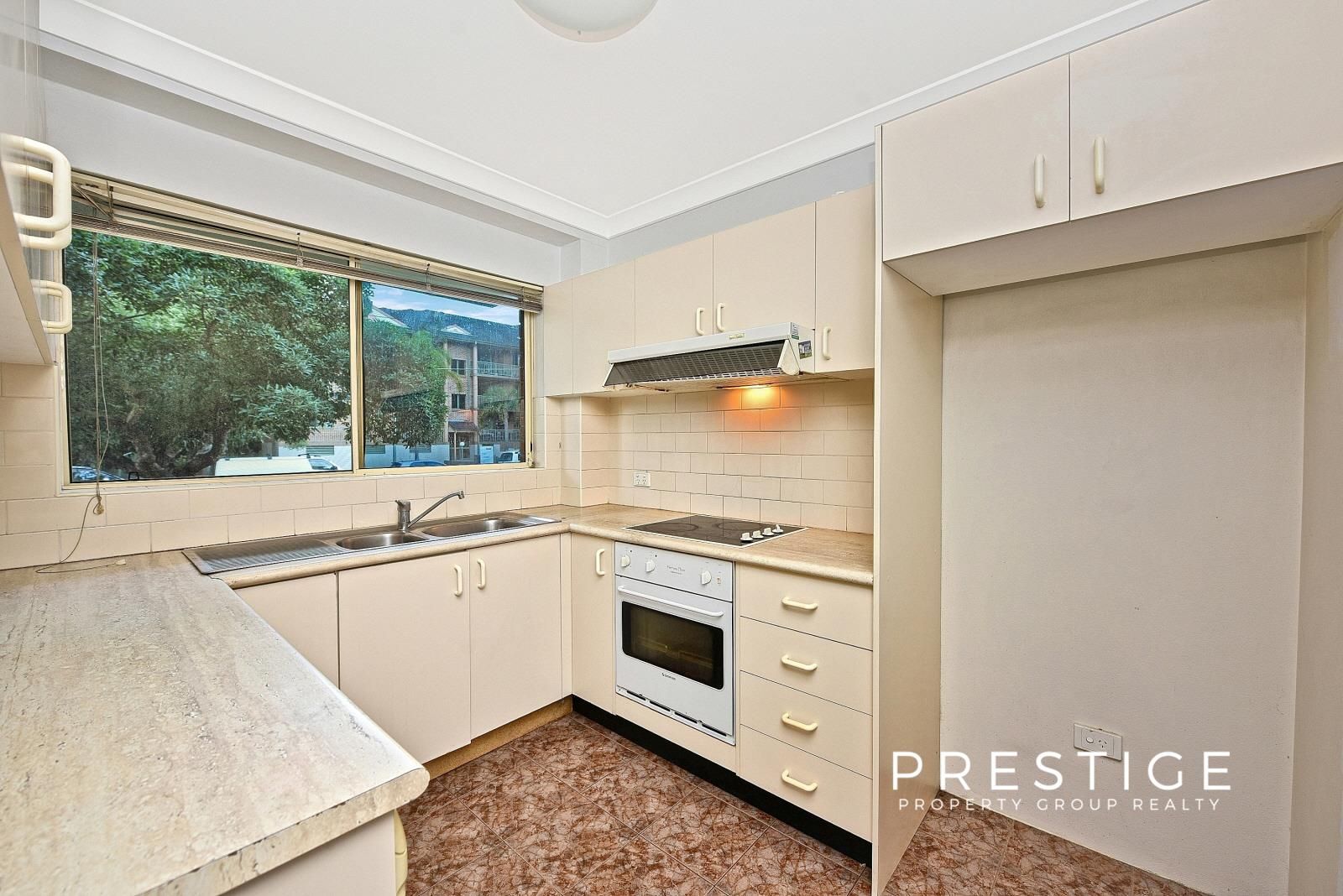 13/6-10 Cairo Street, Rockdale NSW 2216, Image 2