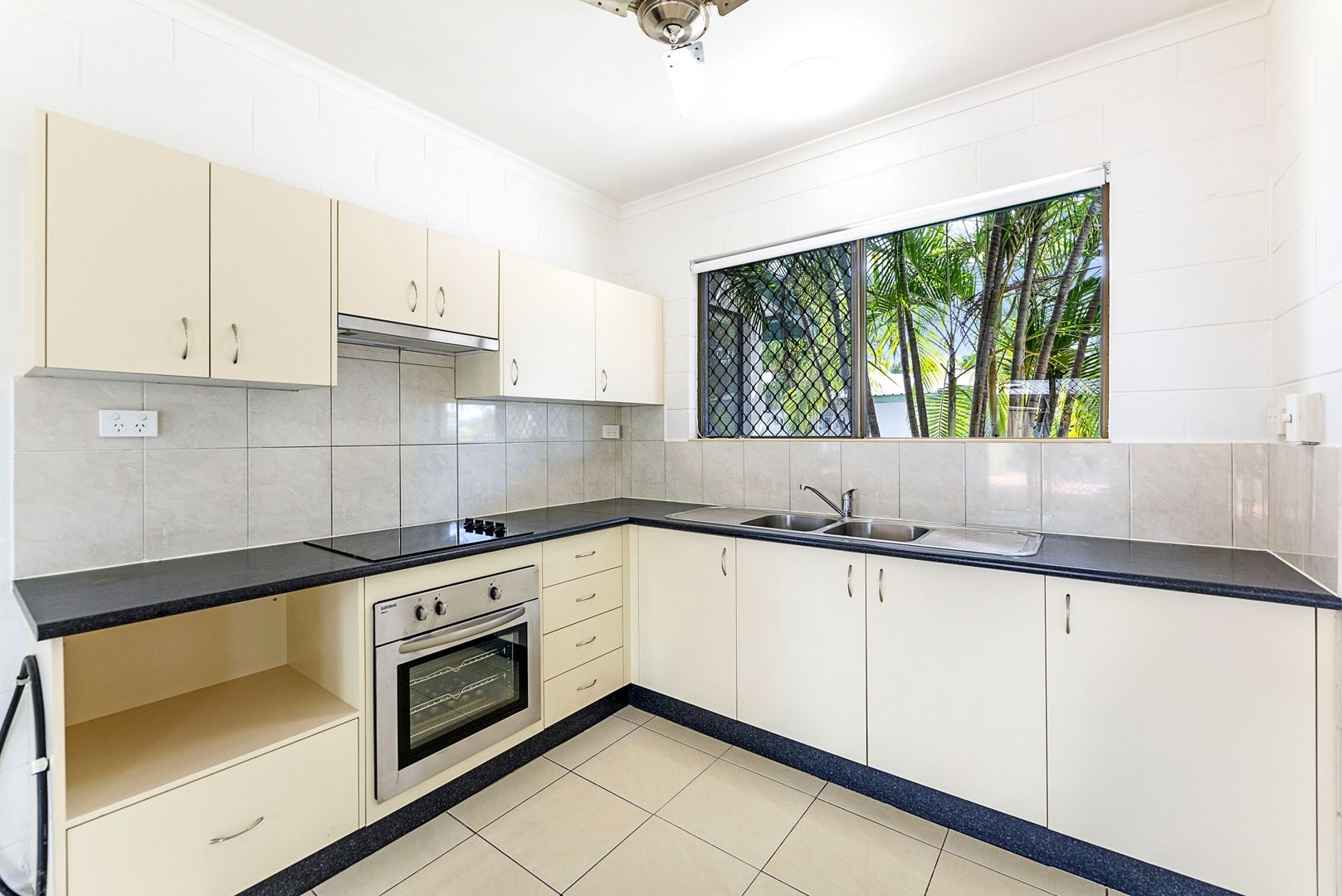 1/12 Gotham Street, Leanyer NT 0812, Image 1