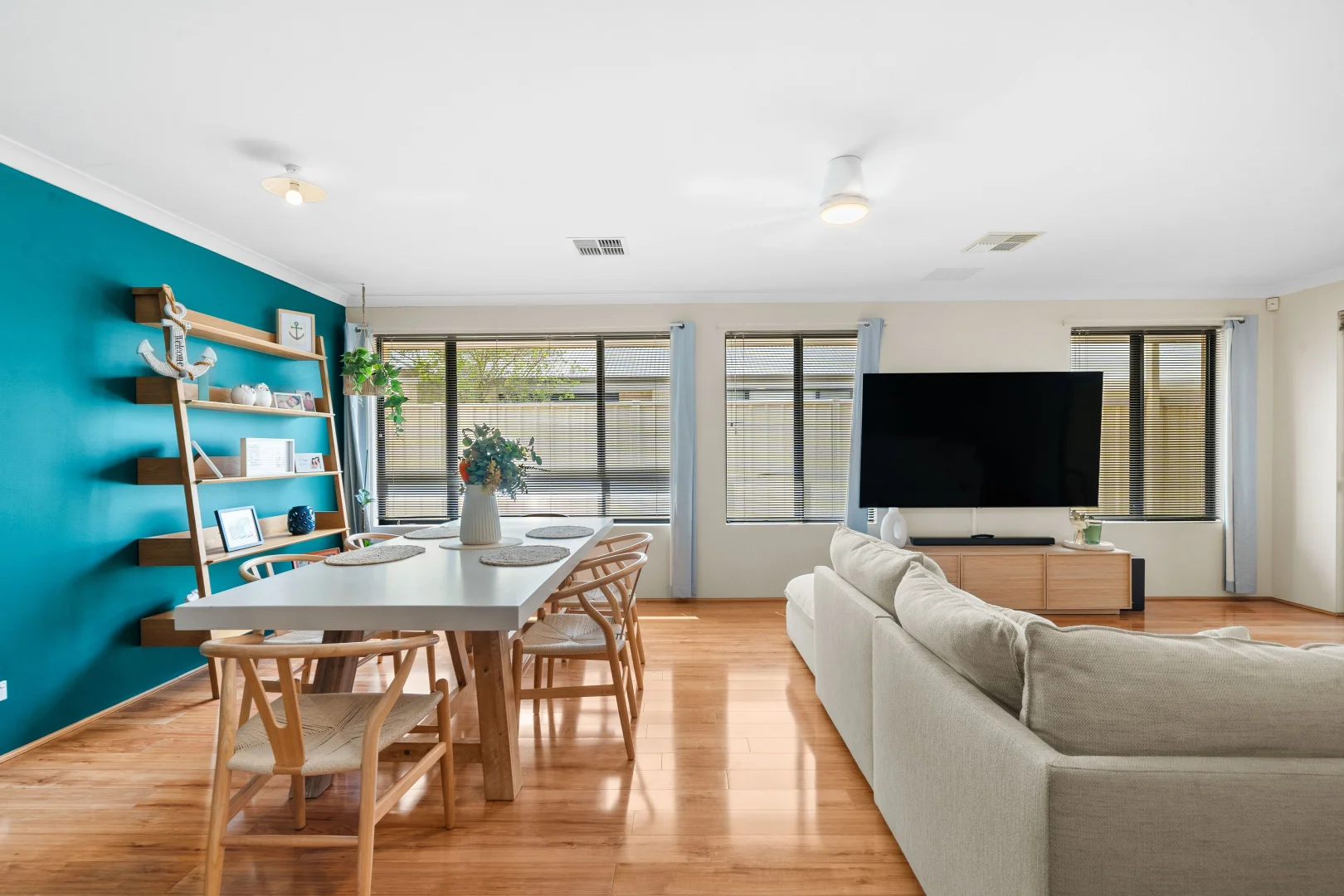 Additional image 7 of 19 Highcliffe Circle, Lakelands WA 6180