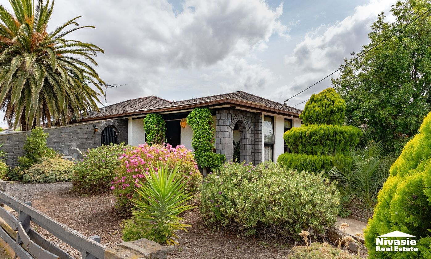 11 Risson Street, Melton South | Property History & Address Research ...