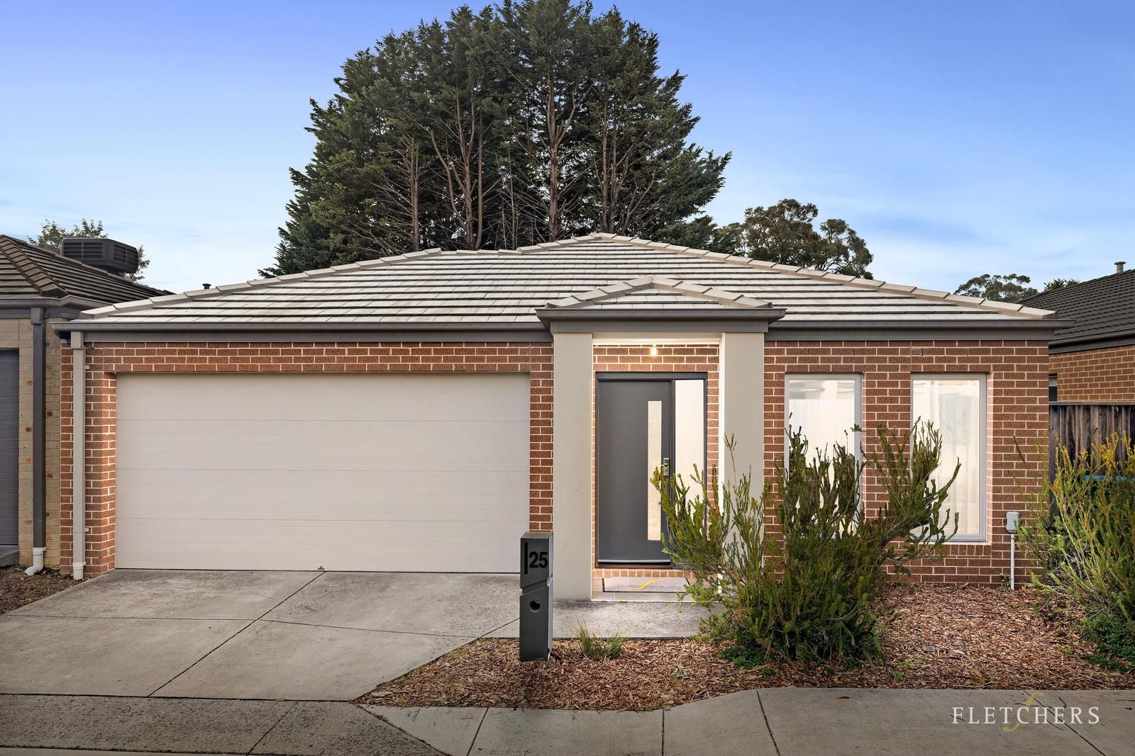 25 Tanika Circuit, Croydon VIC 3136, Image 0