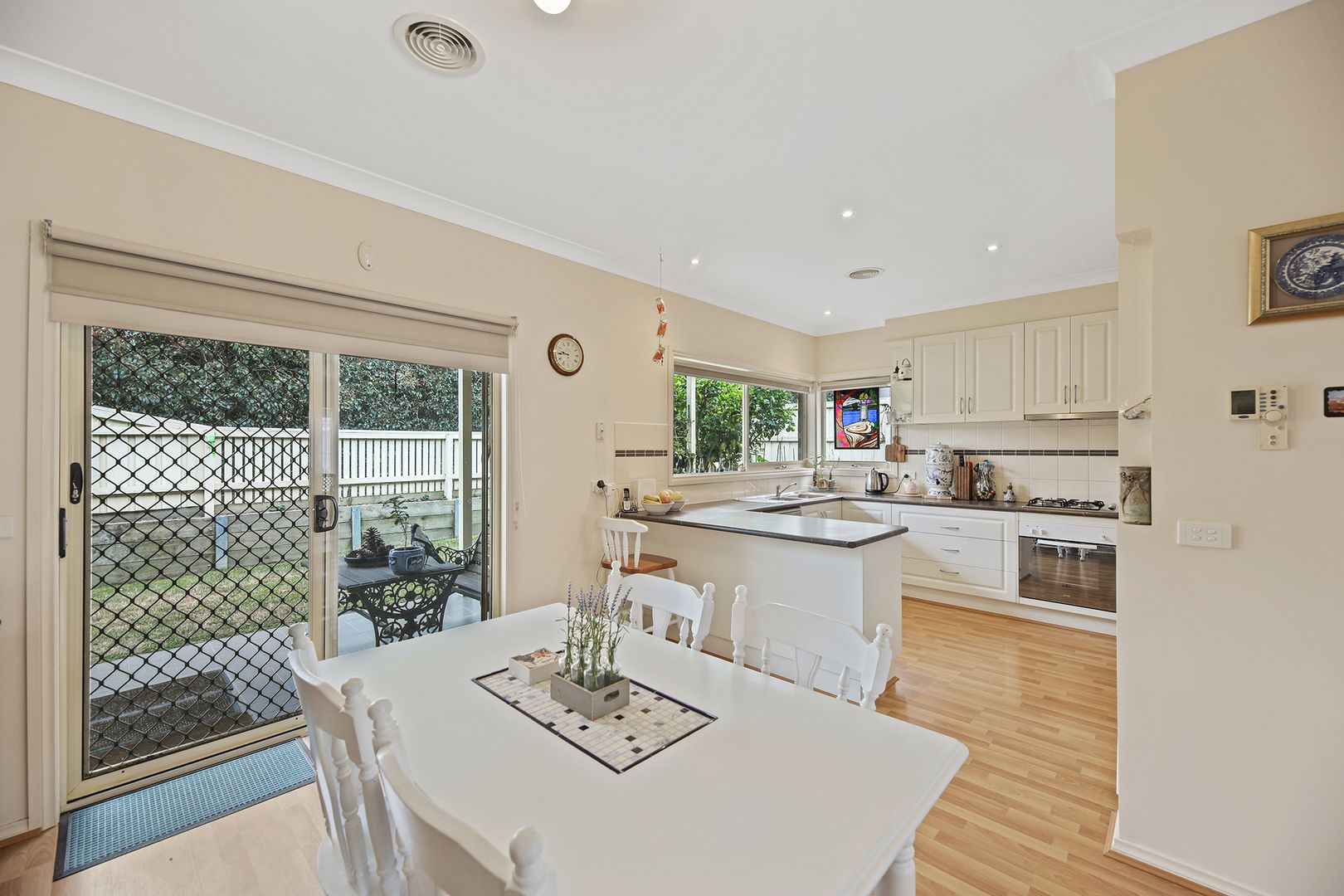 7/27 Jefferson Road, Garfield VIC 3814, Image 2